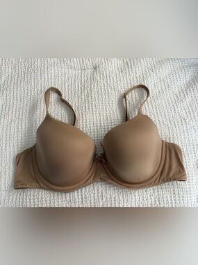 Victoria's Secret Women's Tan Bra Size 38C Adjustable Clasp Strap